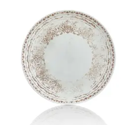 28 cm çapında ve 3 cm yüksekliğinde krem-beyaz zemin üzerine bakır otantik etnik motifli thermoset melamin yuvarlak Happy Chef Old Ivory seri 3'lü servis tabağı seti.